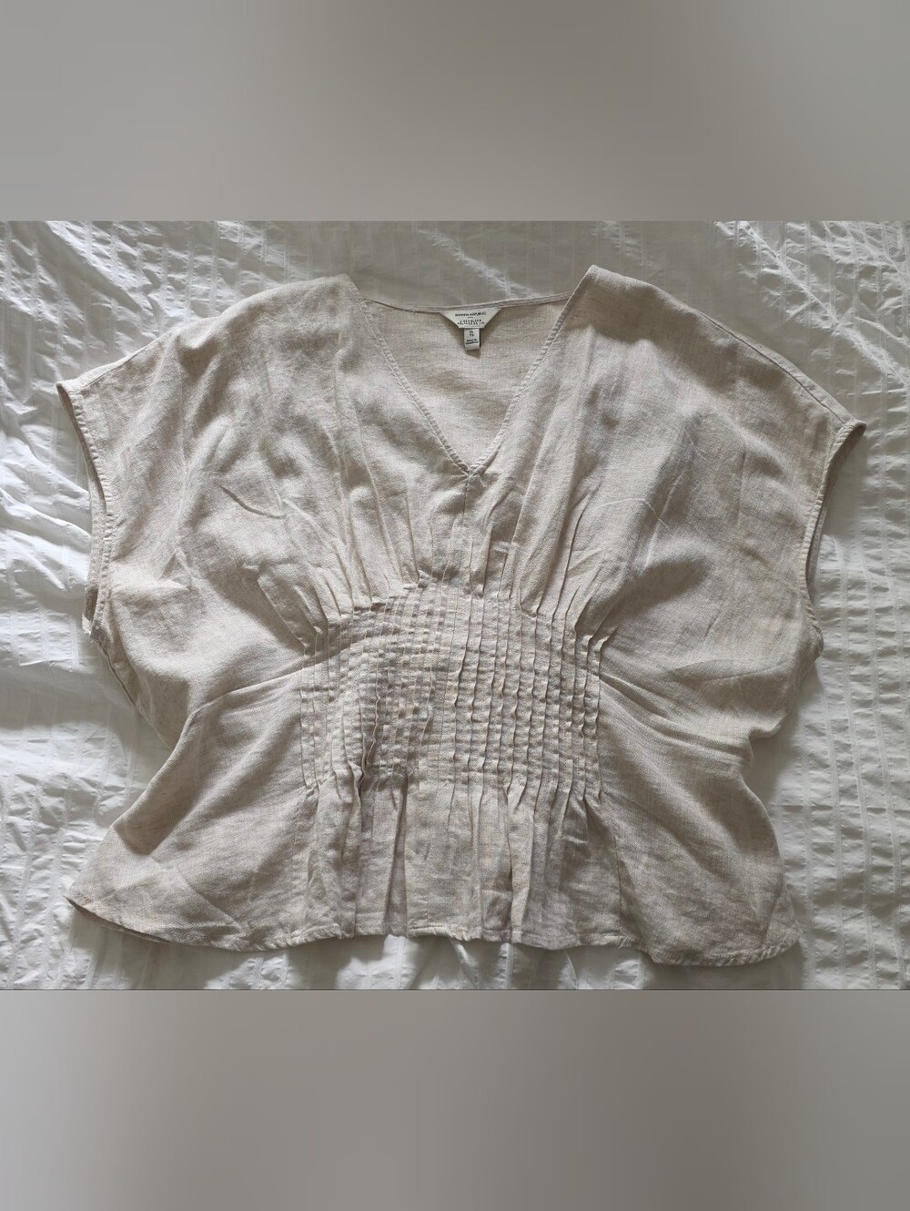 Banana Republic Cream Pintuck V-Neck Tunic